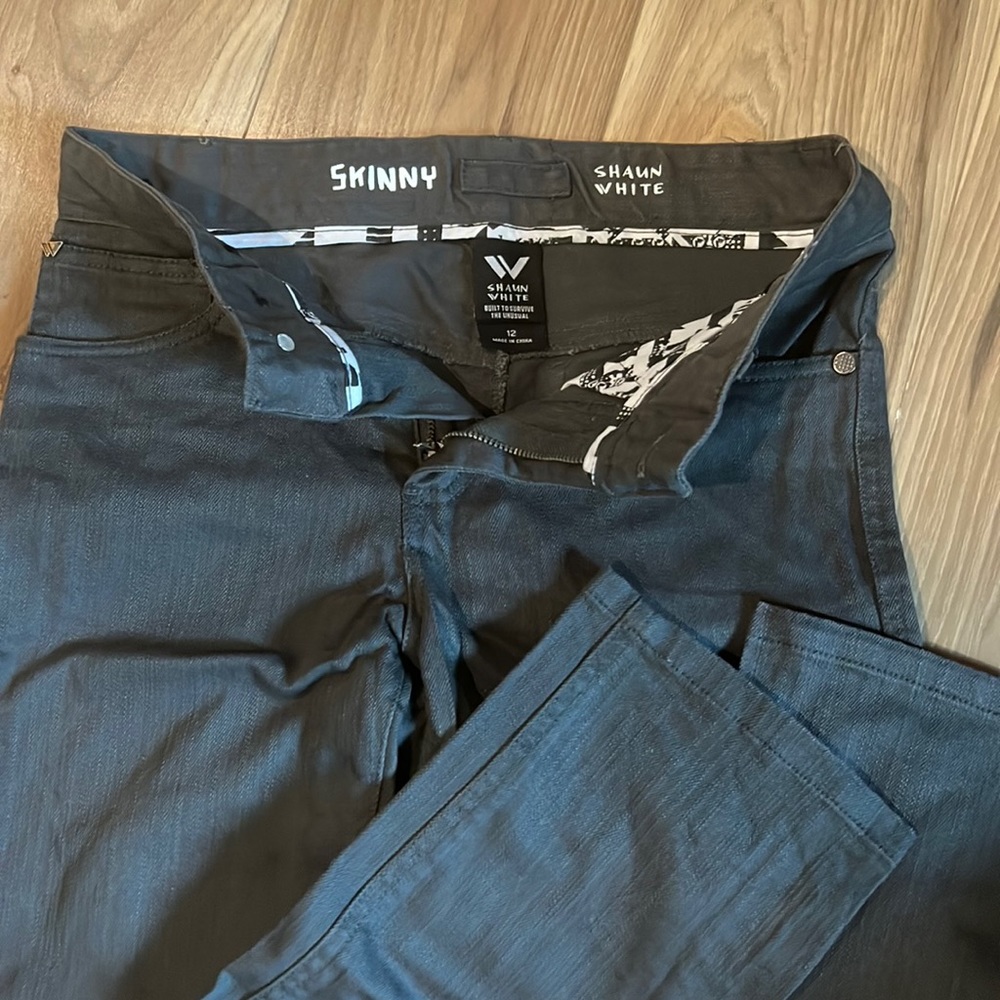 Shawn white, kids jeans Sz 12
